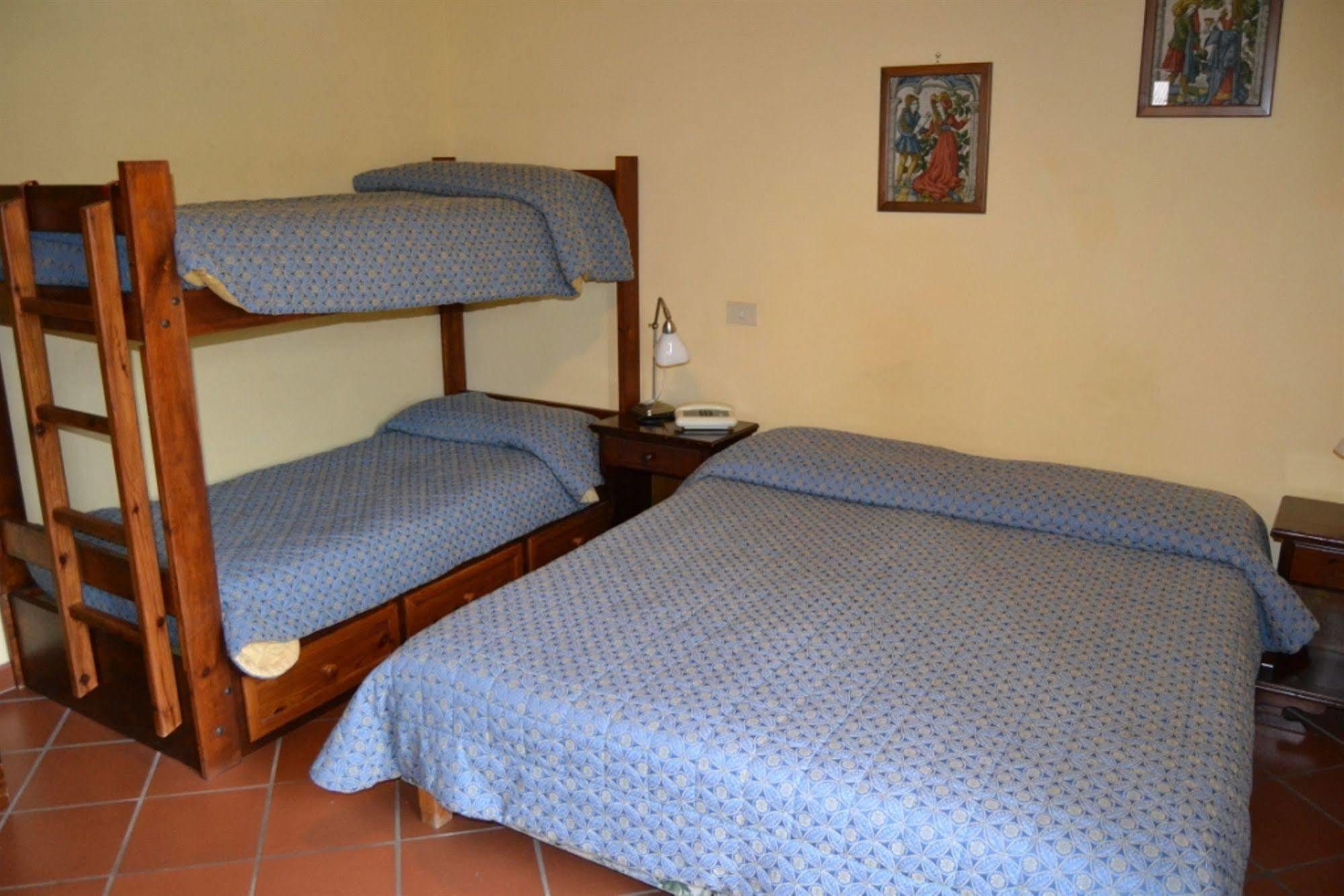 Hotel Valle Dell' Oro Pescasseroli Extérieur photo