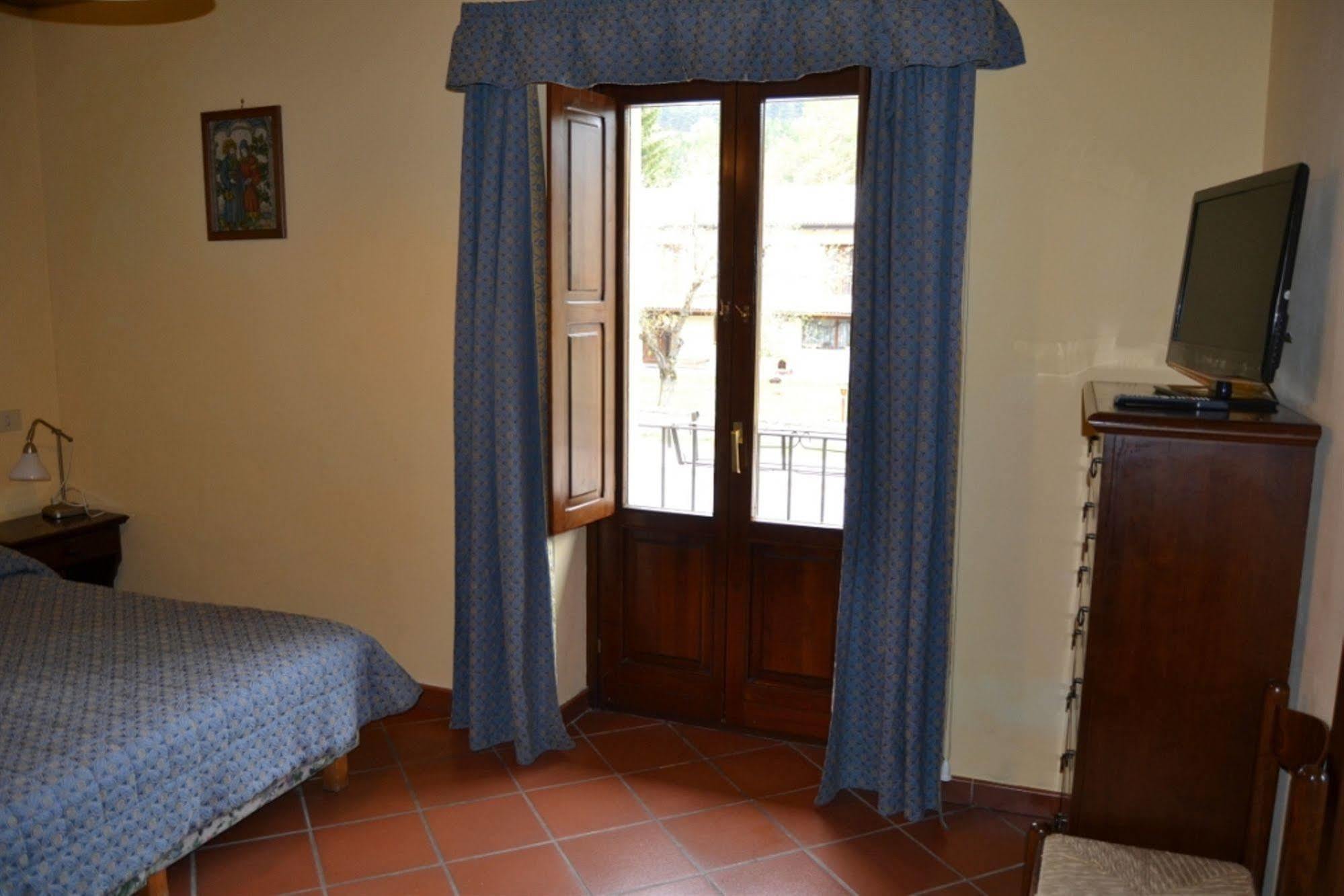 Hotel Valle Dell' Oro Pescasseroli Extérieur photo